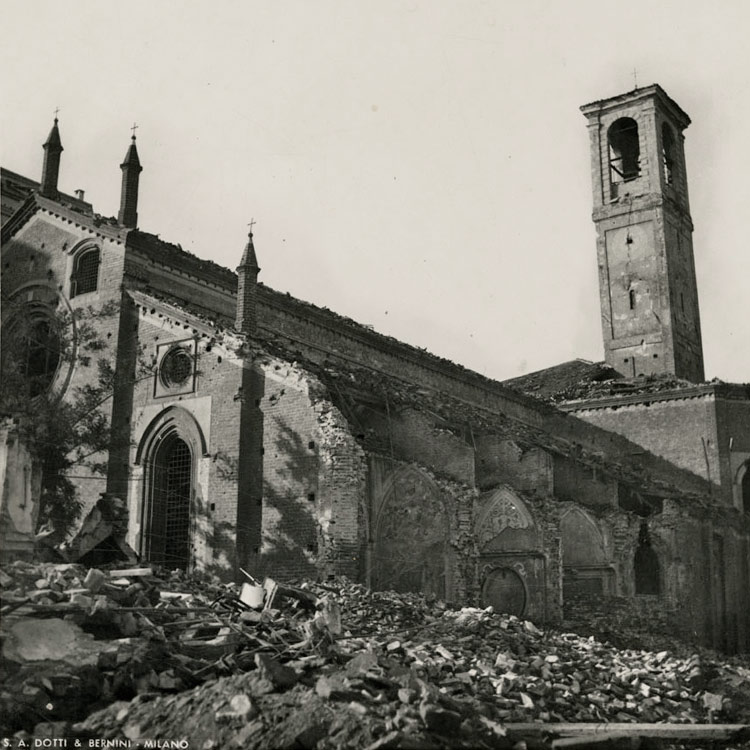 San Pietro in Gessate dopo i bombardamenti