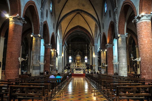Santa Maria del Carmine, interno
