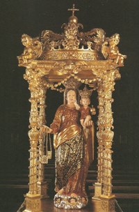 Santuario di Montevecchia: statua della Vergine