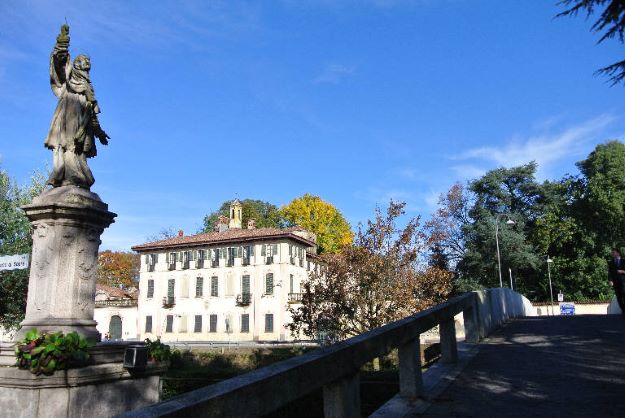 Cassinetta di Lugagnano - Statua San Carlo