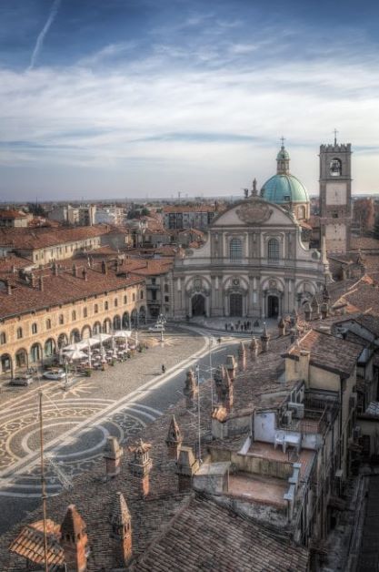 Vigevano - piazza Ducale