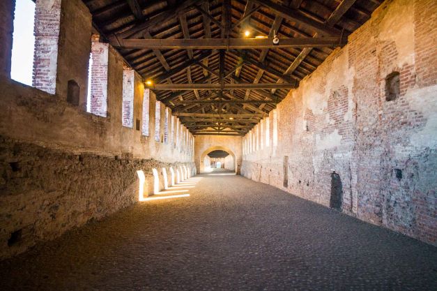 vigevano - strada coperta del castello visconteo